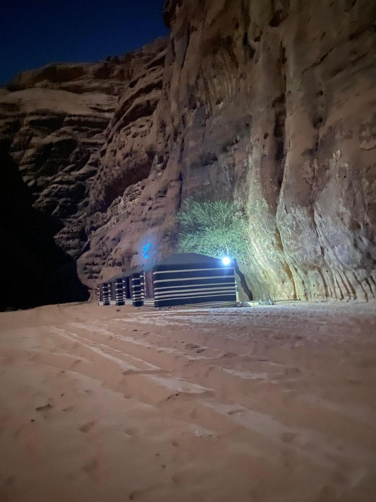 Shahrazad Desert, Вади Рум Екстериор снимка